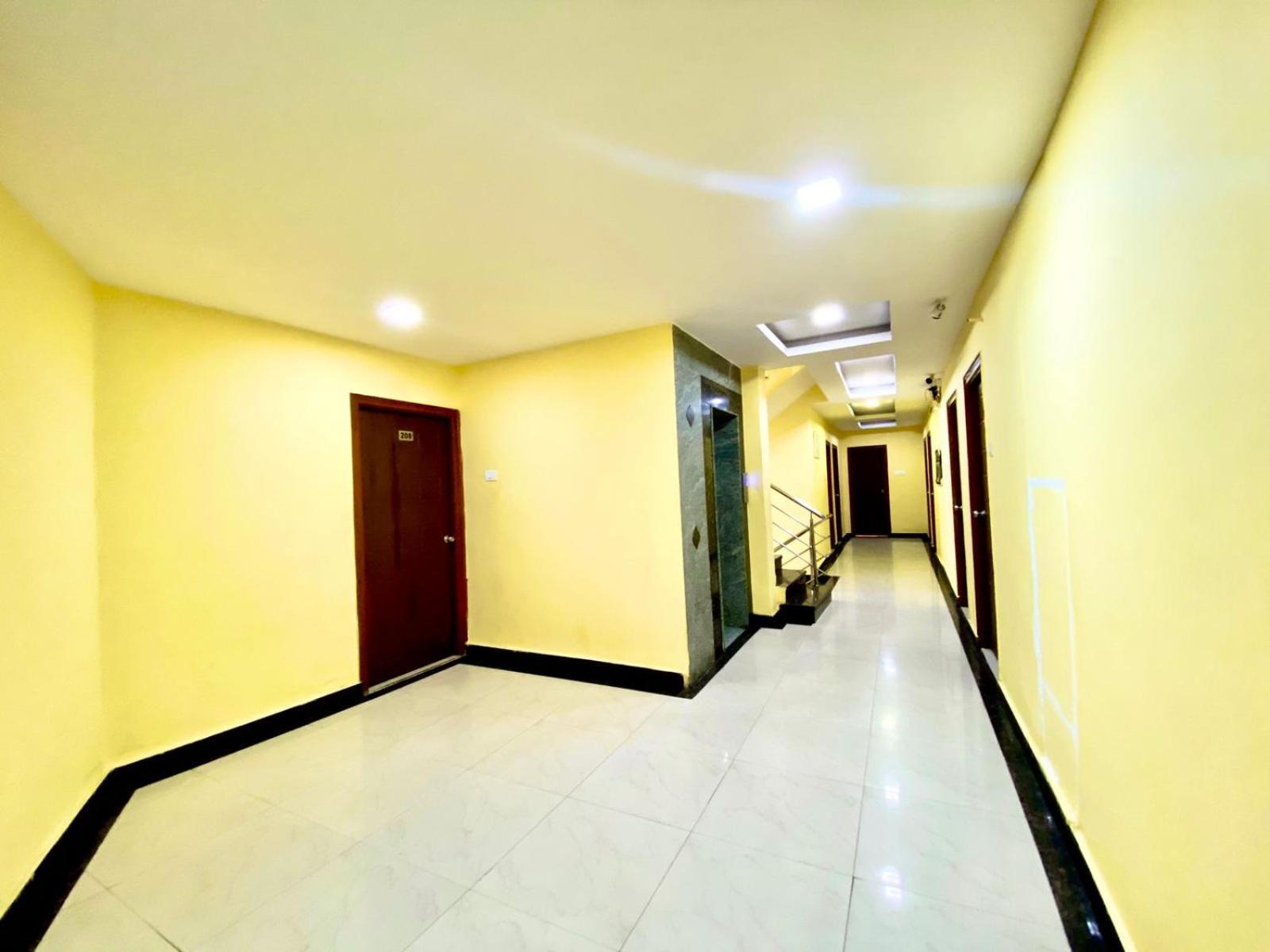 Hotel Sky Park Shamshabad Ngoại thất bức ảnh
